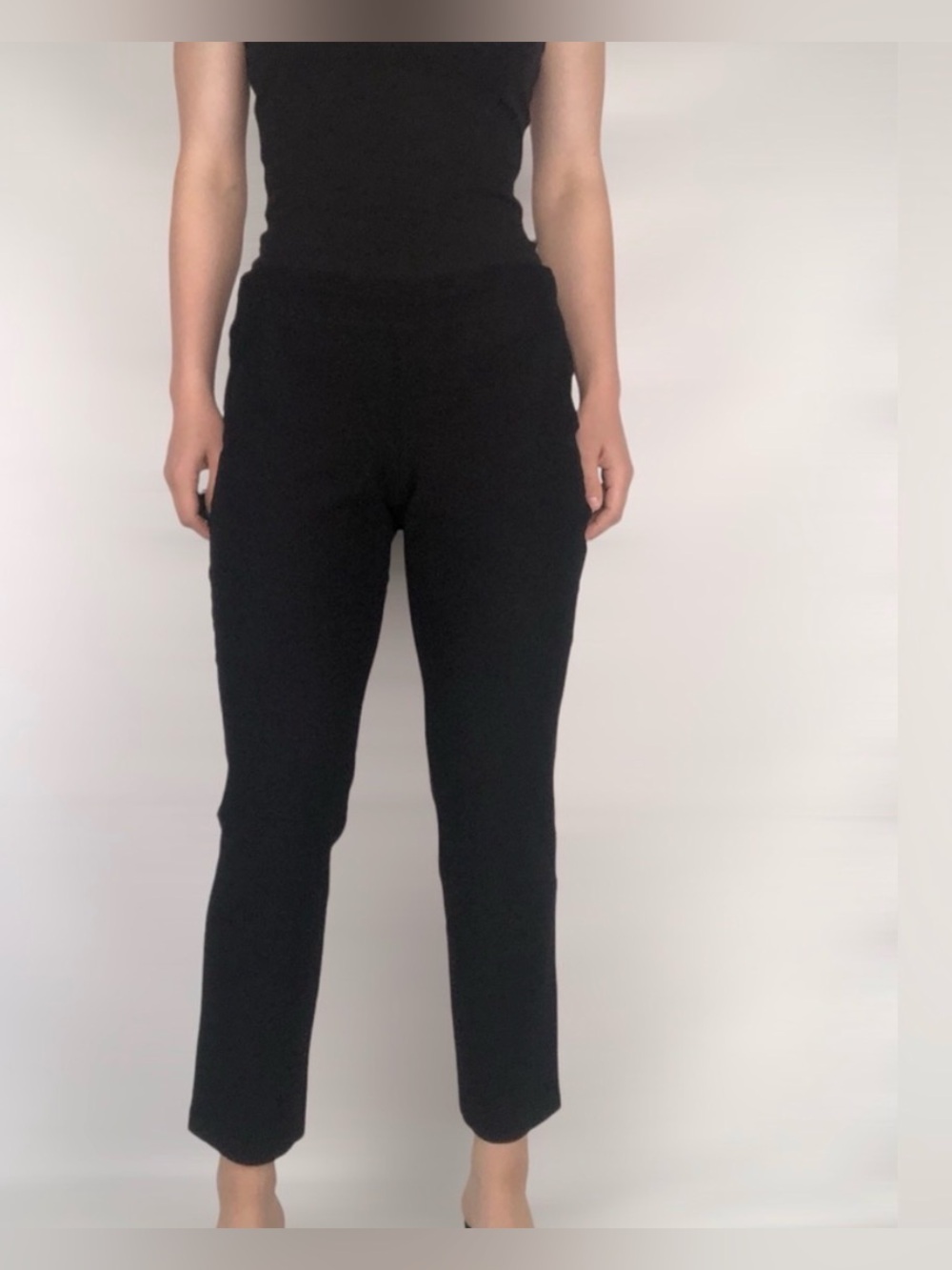 Eileen Fisher Black Cropped Straight-Leg Pants